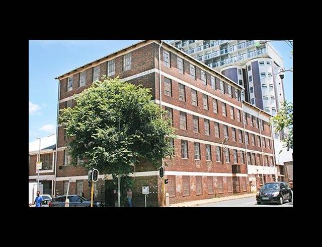 4,987M² WAREHOUSE FOR SALE IN NEWTOWN